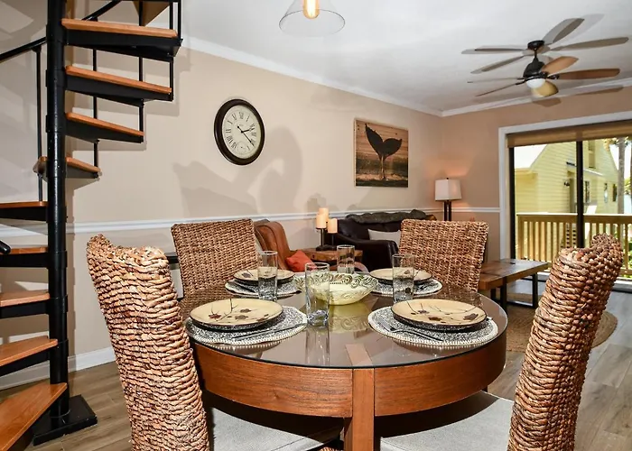 Aldea A8 Beachfront 2 Bedroom 2 Bath - Tranquil Belleair *