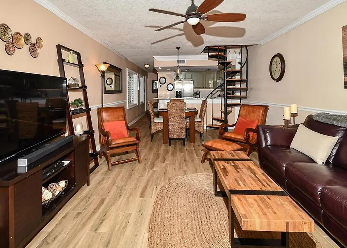 Aldea A8 Beachfront 2 Bedroom 2 Bath - Tranquil Belleair Apartment