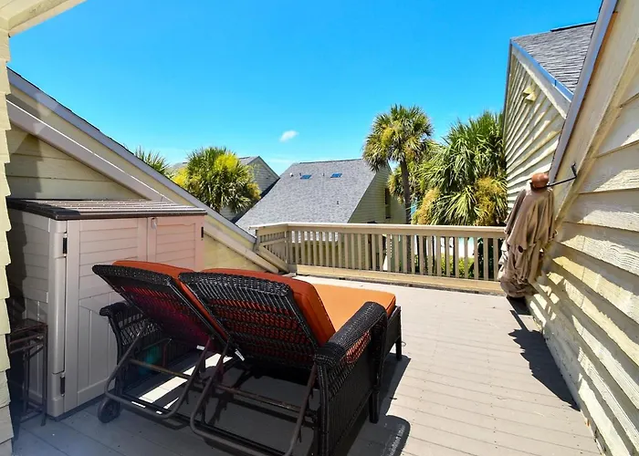 Aldea A8 Beachfront 2 Bedroom 2 Bath - Tranquil Belleair *
